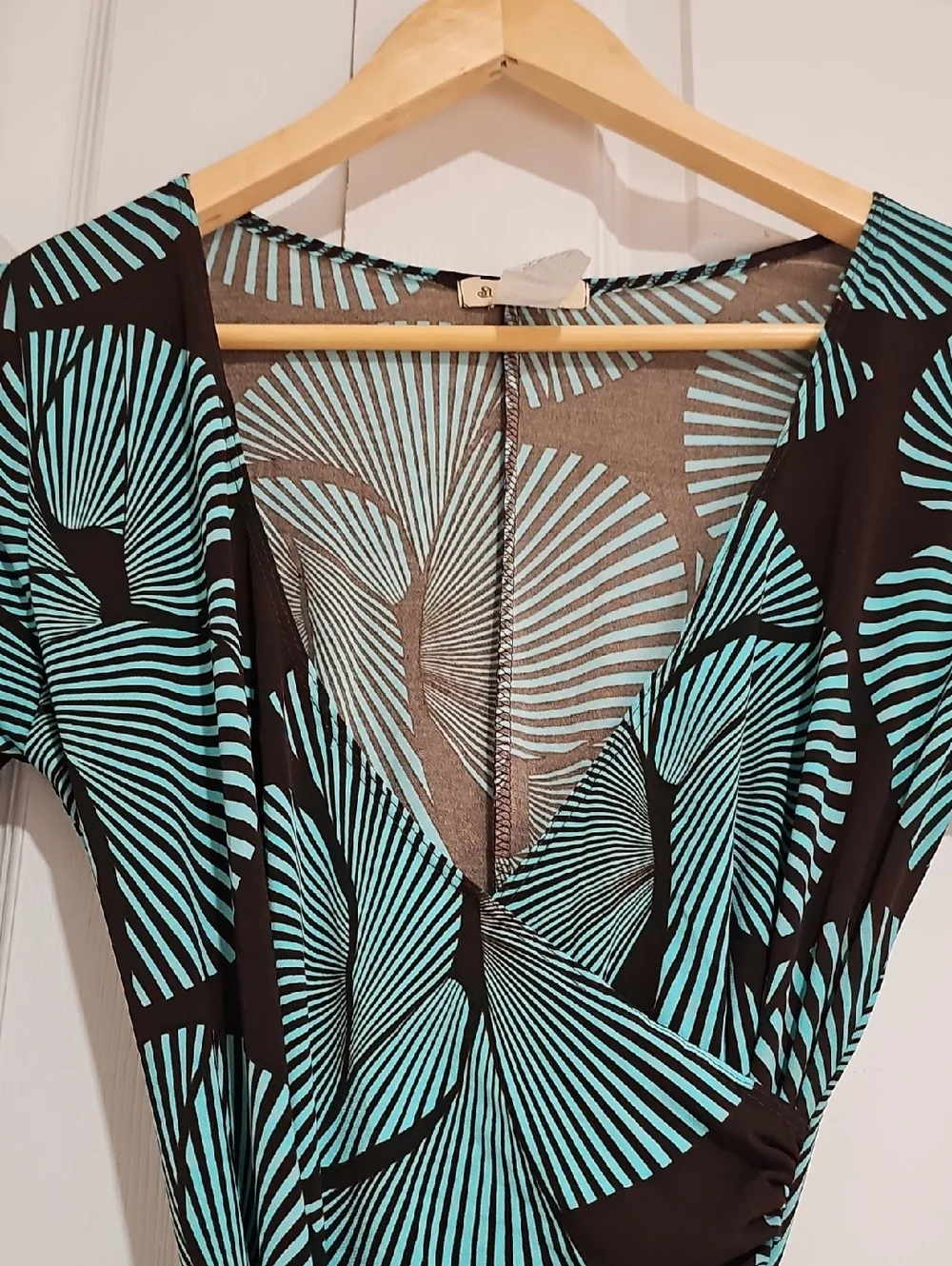 🌊 One Clothing Geometric Wrap Dress Teal & Brown Stretchy Flowy Chic - Picture 5 of 7